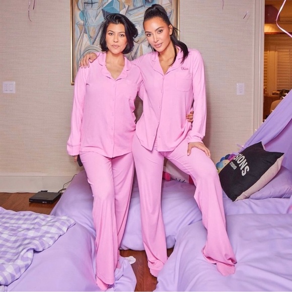 Skims Soft Lounge Sleep Set - Cotton Candy - Picture 3 of 4